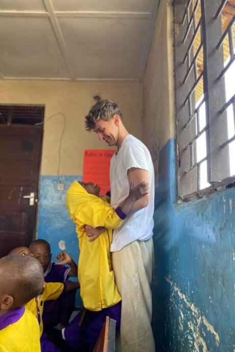 Sozialarbeit-mit-Kindern-Sansibar