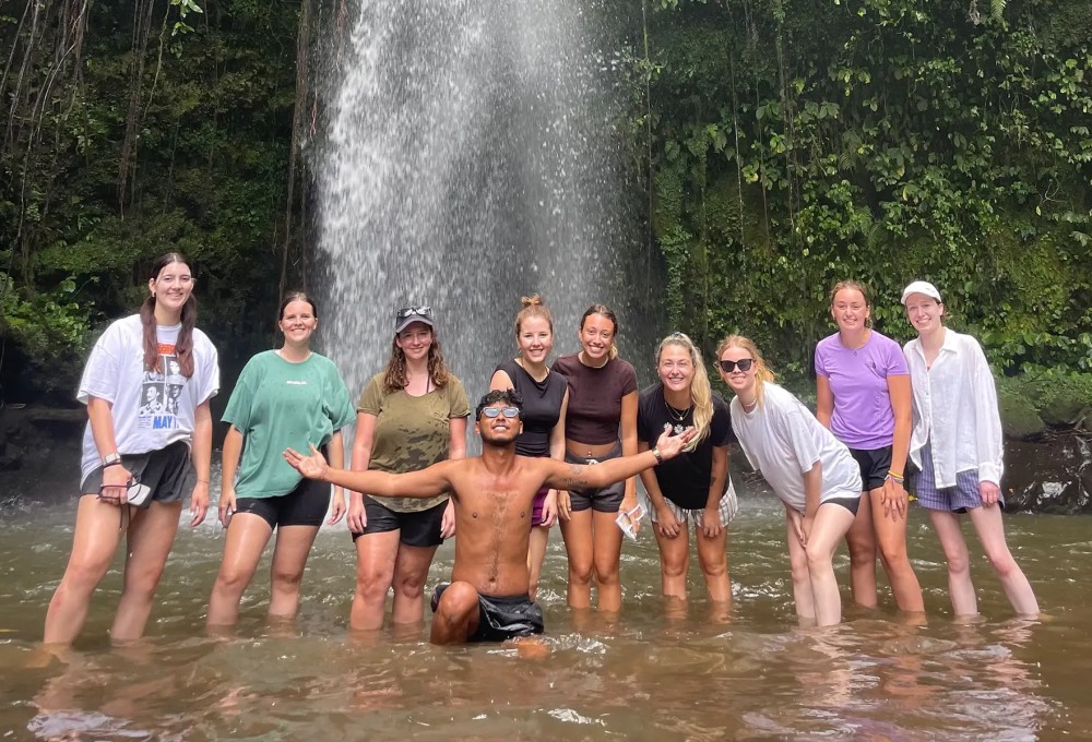 Tag 11: Sasak Village und Wasserfälle in Lombok 