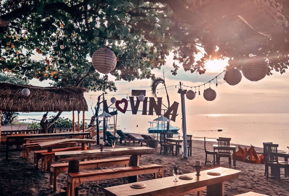 Woche 1 - Welcome to Lovina, deine Einführungswoche von Montag bis Freitag