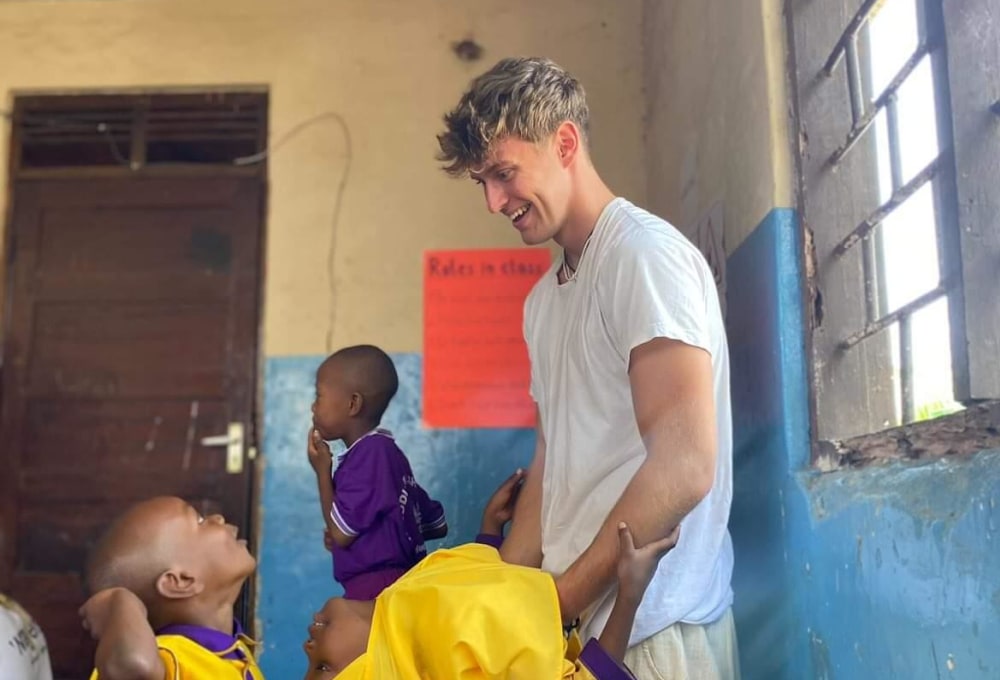 Sozialarbeit & Unterrichten auf Sansibar (Ostküste)