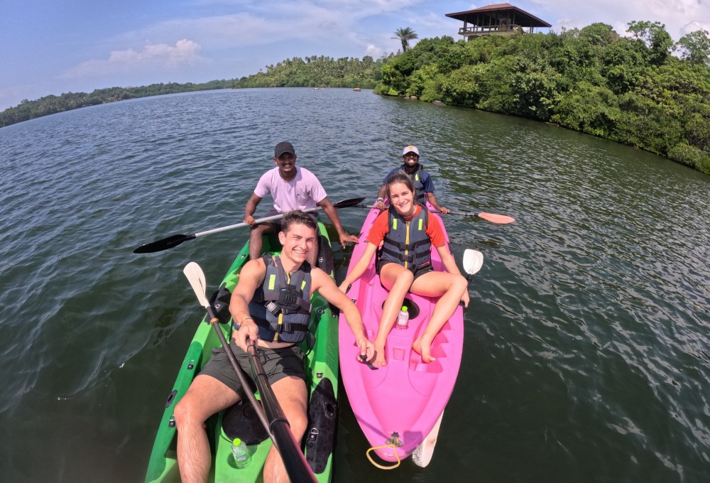 Tag 3: Kajaking, Meeresschildkröten & Kultur