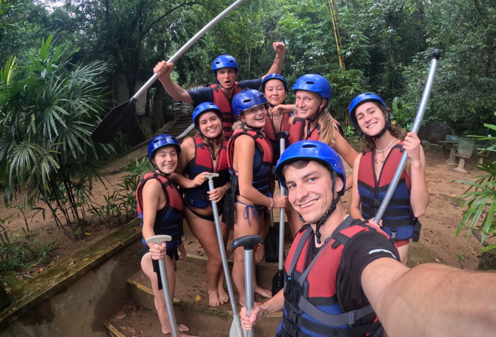 Tag 9: Spektakuläre Zugfahrt & Kelani River