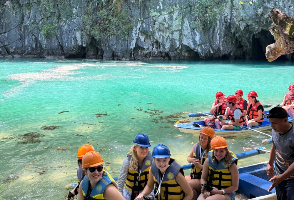 Tag 3: Underground River & Port Barton