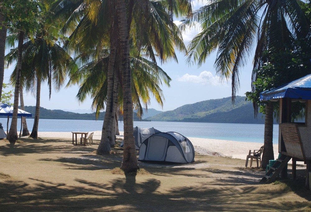 Tag 4: Insel-Hopping mit Impact & Beach Camp