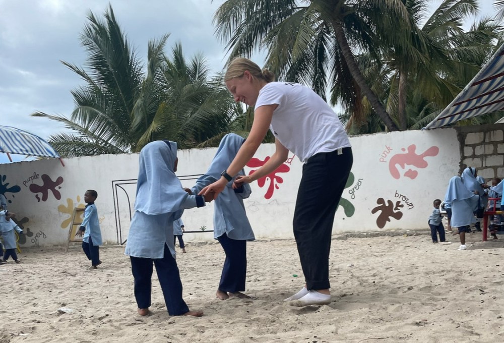 Ab Montag - Dein Social Care Projekt an der Südostküste