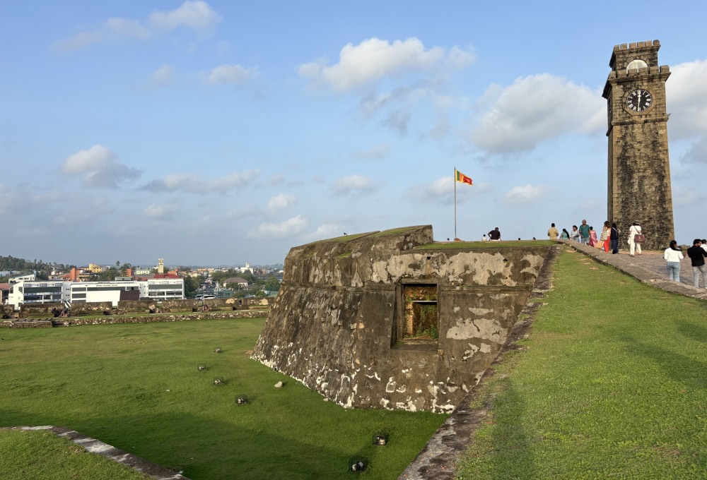 Tag 2: Surflesson, Märkte & Galle Dutch Fort