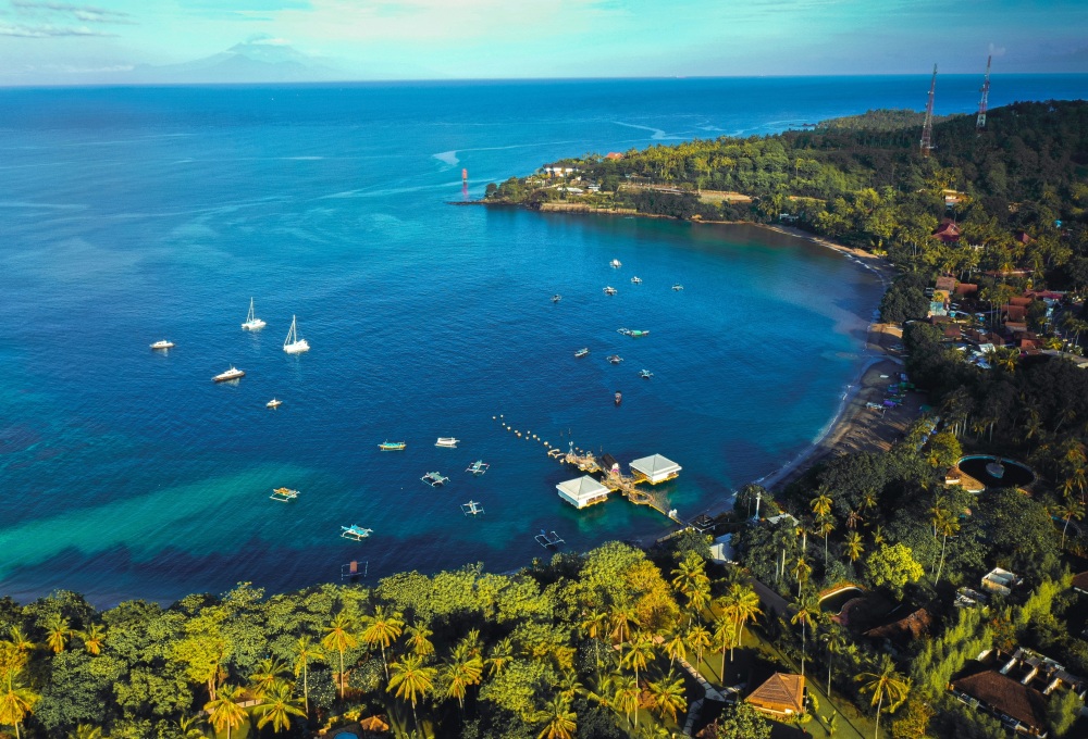 Sozialarbeit mit Kindern und Unterrichten auf Lombok