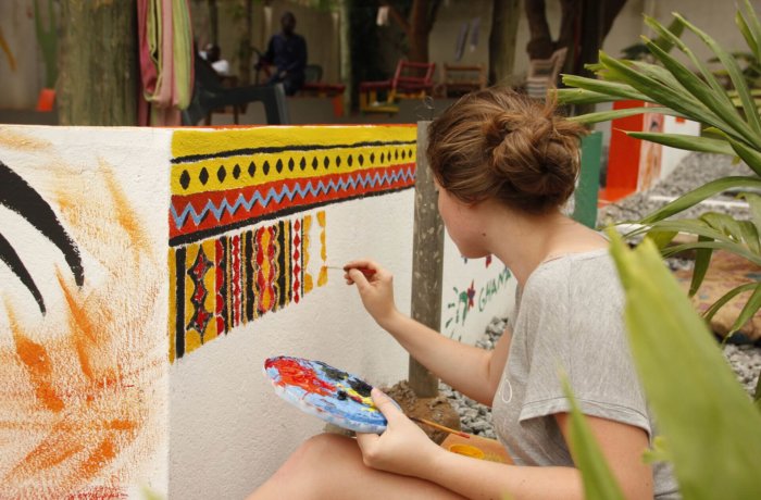 Building, Freiwilligenarbeit