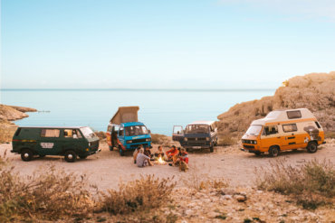 work-and-travel, busse, australien, neuseeland, van, gruppe