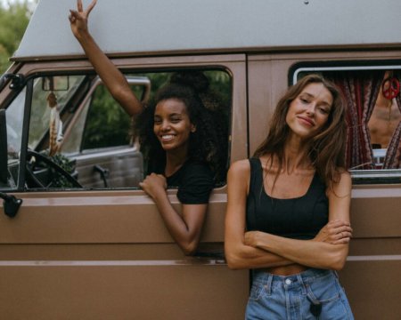 work-and-travel, van, bus