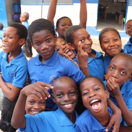 Ghana-Freiwilligenarbeit-Unterrichten-ElimPentecostalAcademy-Paula-Die Kinder in der Schule-001