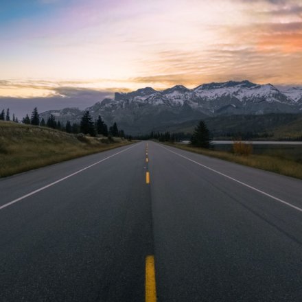 Straße, Berge, kanada