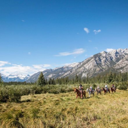 Banff horseback riding2(1)