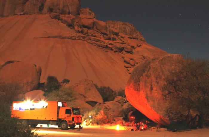 Namibia, Truck, Lagerfeuer