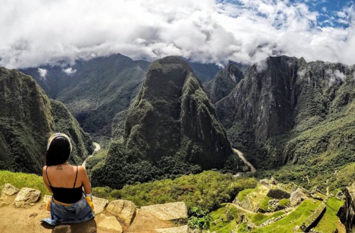 martin-espinoza--wIigaDlRUo-unsplash