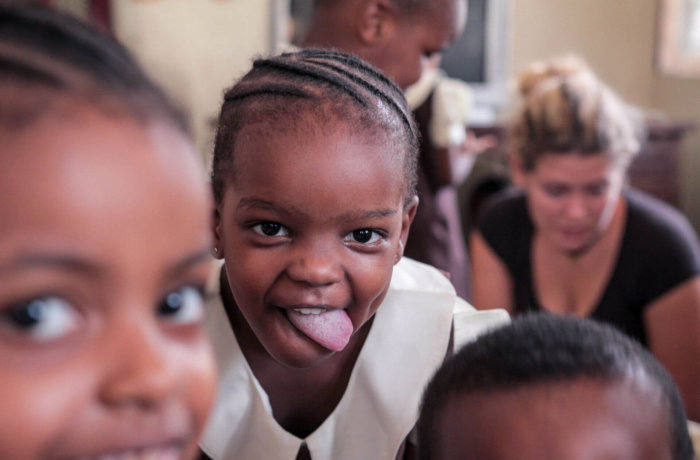 Sozialarbeit-mit-Kindern, Freiwilligenarbeit, Kinder, Sansibar