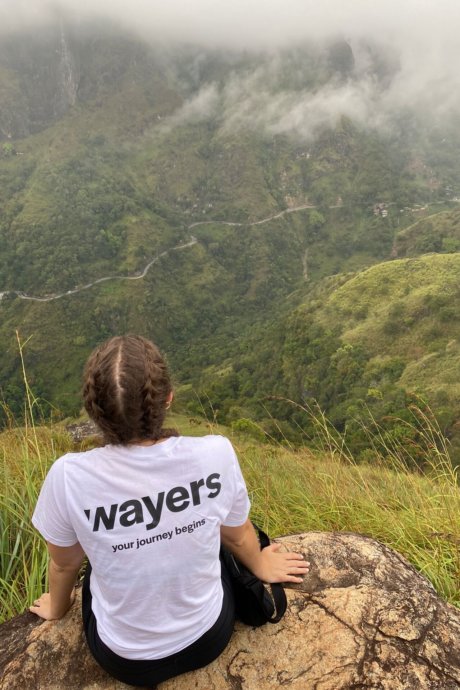 Sri-Lanka-Mitarbeiter-vor-Ort-Susann-Freiwilligenarbeit