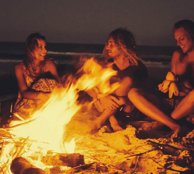 Teilnehmer, Strand, Lagerfeuer, Gruppe, Freiwilligenarbeit