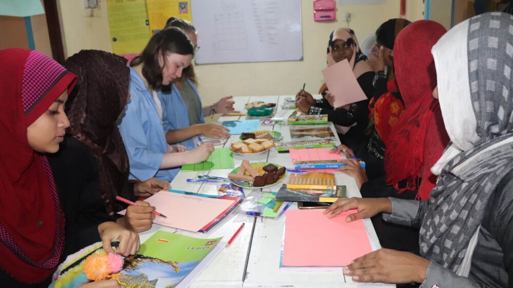 Sozialarbeit, Women-Empowerment, Unterrichten, Sri-Lanka