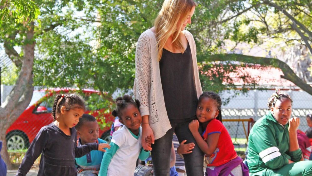 sozialarbeit-suedafrika-kinder-mitarbeiter