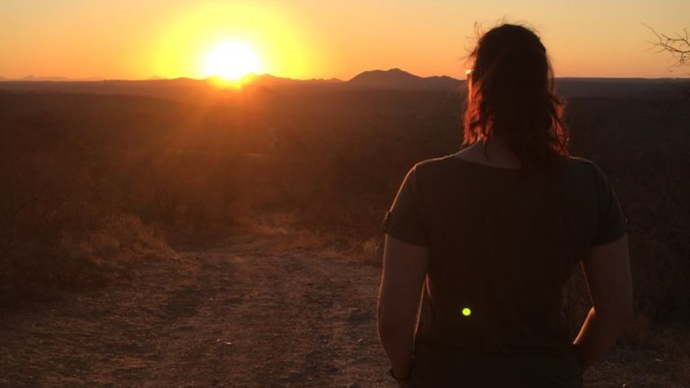 wayers_südafrika_sonnenuntergang_mädchen