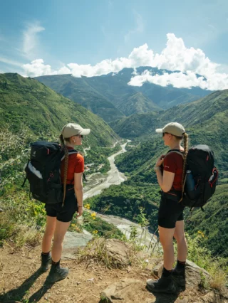 Inka Trail photo dump 🙌🏼 Isa & Maren aka @twins.2.go waren Anfang des Jahres mit uns in Peru und sind den Inka Trail gewandert 😎

Wer würde auch gerne mal nach Peru reisen? 👇🏼
•
•
•
•
•
#peru #inkatrail #volunteering #volunteerperu #perutravel #machupichu #gapyear #reisen #volunteerabroad #volunteering #volunteercusco