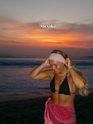 Die liebe @dariajos lebt grade ihr best life in Mexiko & schickt uns regelmäßig Bilder von vor Ort 😎🙌🏼

Wer hat auch Bock auf Mexiko 🇲🇽👇🏼
•
•
•
•
•
•
•
#mexiko #puertoescondido #volunteer #volunteering #volunteerlife