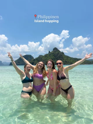 Philippinen photo dump 📸 @leahs_travelinspiration war mit uns auf der Adventure Tour unterwegs und ist mit diesen Fotos und Video zurückgekommen 😍 

Während der 14-tägigen Gruppenreise über Palawan und Coron erlebt man mit die schönsten Landschaften, die das Land zu bieten hat und schläft sogar zwei Nächte lang auf einsamen Inseln ⛺️ 

Sende das an jemanden, mit dem du schon lange mal auf die Philippinen wolltest

#philippinen #philippines #islandhopping #gruppenreise
